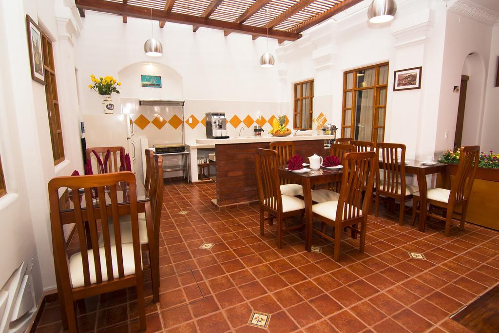 Casa Hotel Las Plazas كويتو المظهر الخارجي الصورة